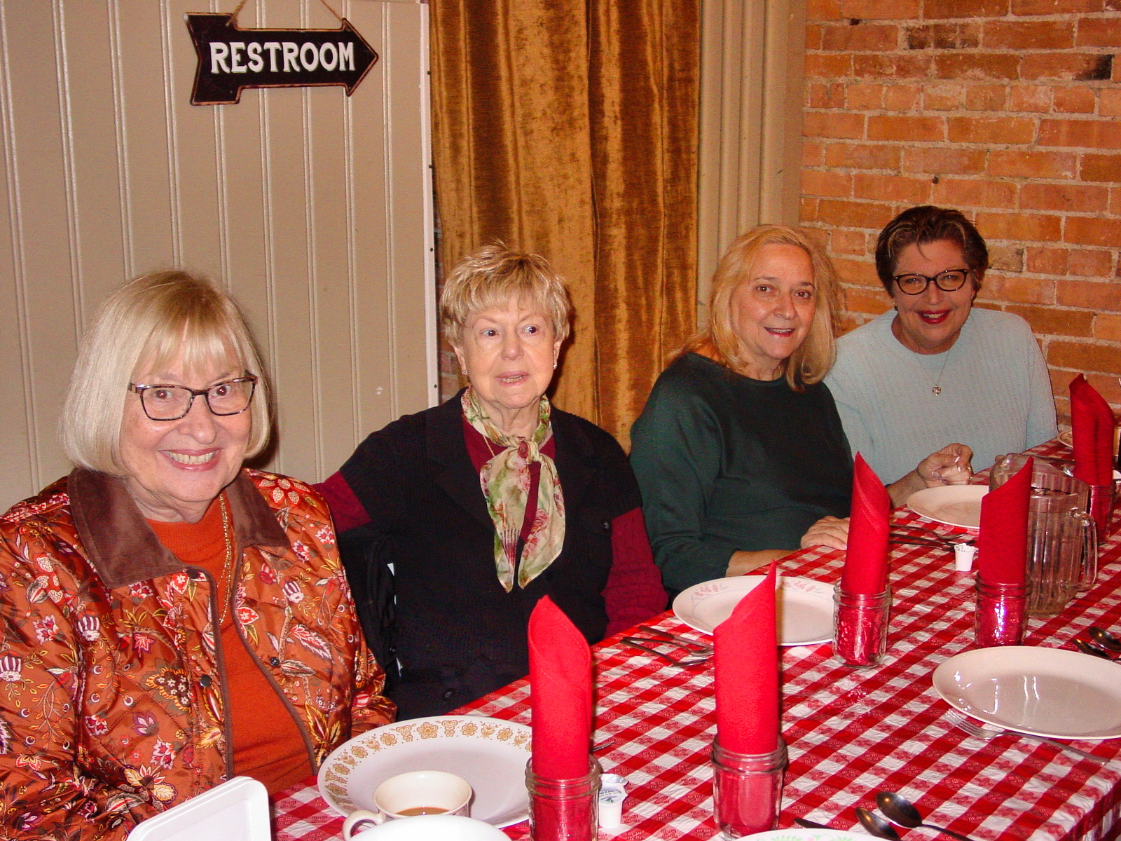 ./Gallery/2025 Genittis Hole in the Wall/DSC00632.jpg